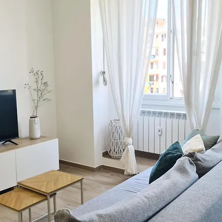 Loverhome 8 E 14