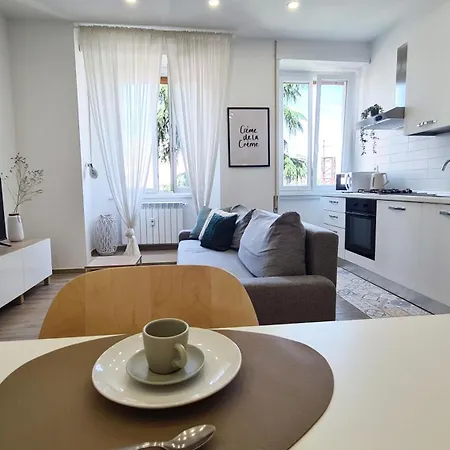 דירה Loverhome 8 E 14 *