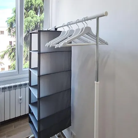 Loverhome 8 E 14 * רומא