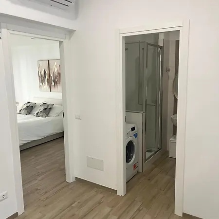 דירה Loverhome 8 E 14