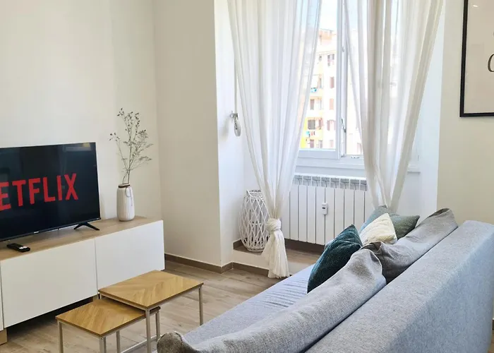 Apartman Loverhome 14 *