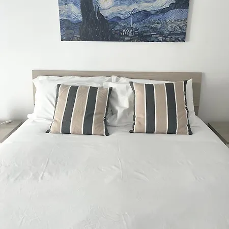 Loverhome 14 *